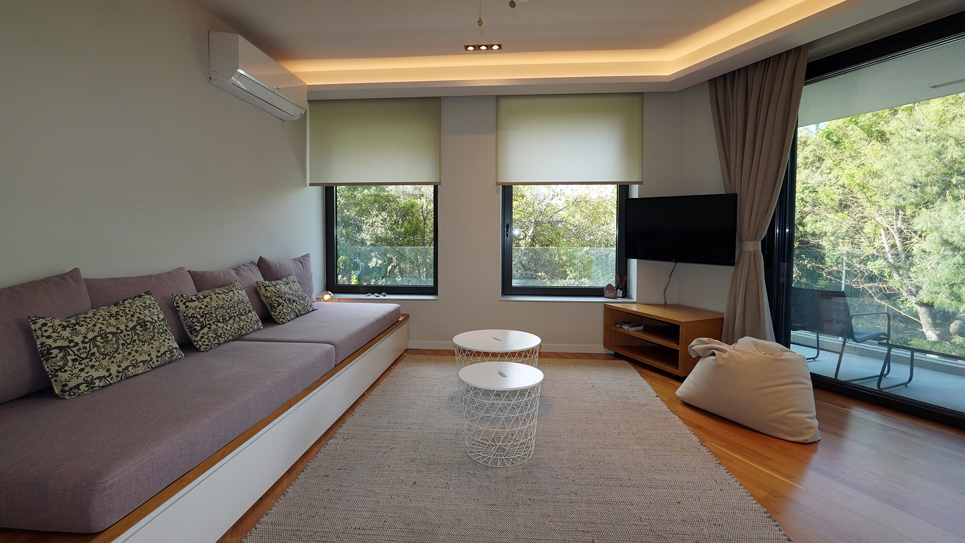 Acropolis Residence